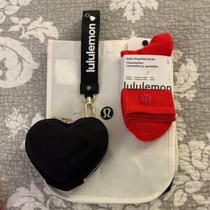 🖤Lululemon Heart Wristlet ~ Daily Essentials Socks & Lululemon White Shopper~NWT